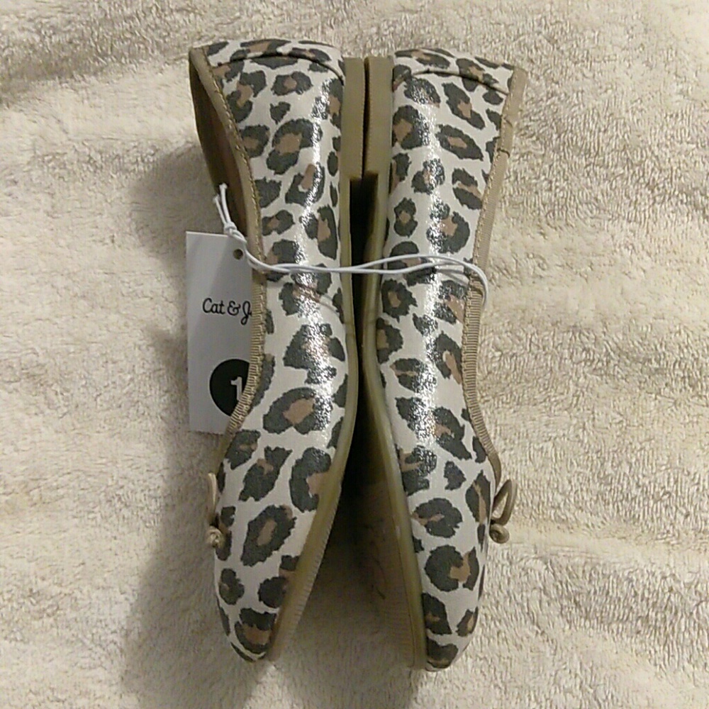Cat & Jack Leopard Print Ballet Flats NWT sz 1 - Picture 2 of 4